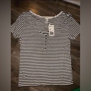 Forever 21 T-shirt size large NWT